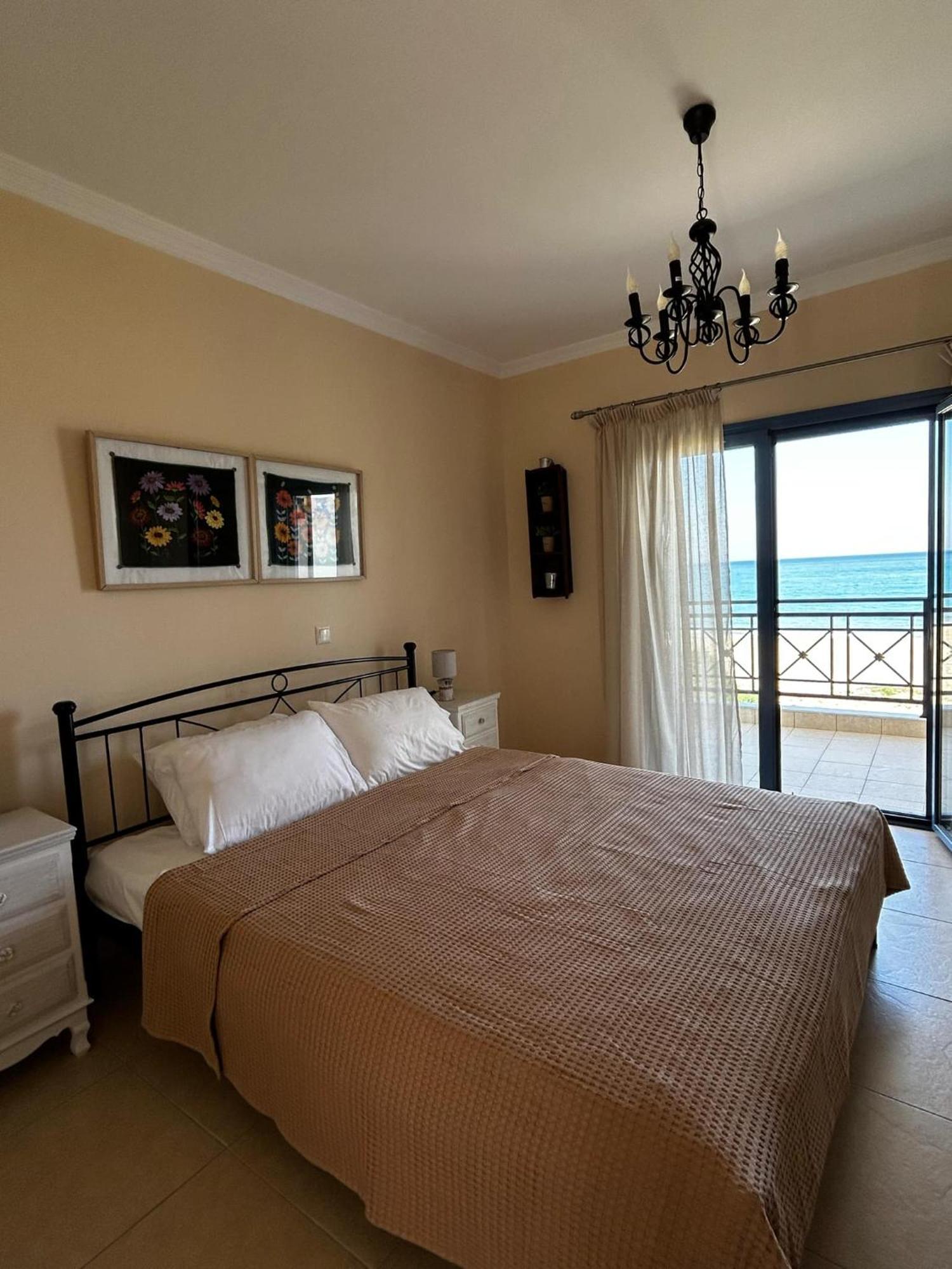 Beachfront Apartments Карпатос Екстер'єр фото